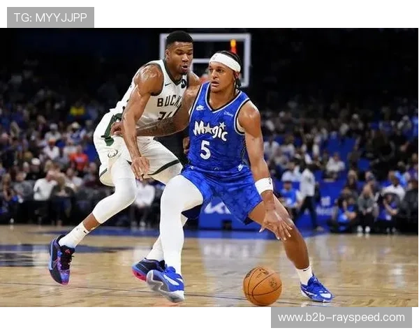 76人体系更成熟，客场对阵雄鹿稍占优势